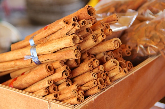 Cinnamon in Hindi